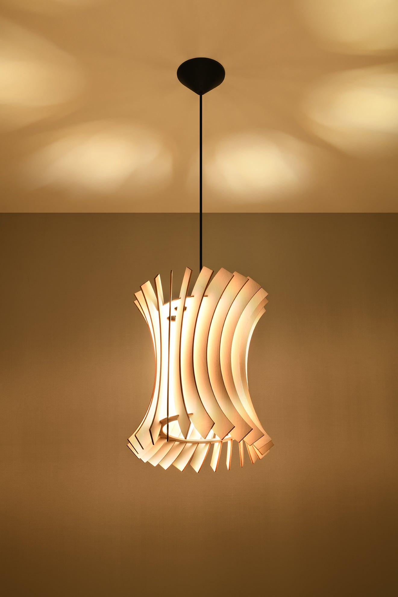 Pendant lamp ORIANA wood