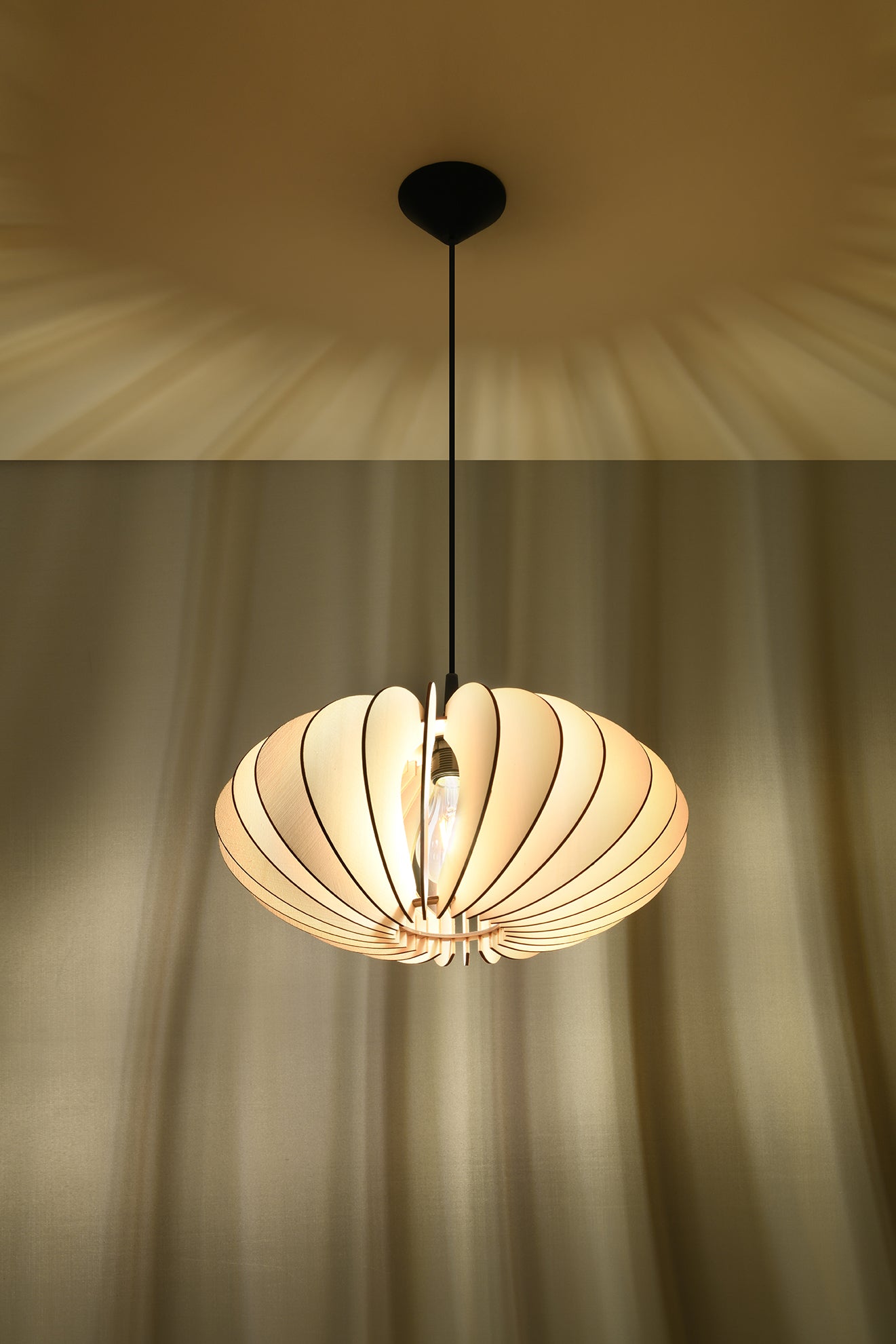 Pendant lamp SOPHIA wood