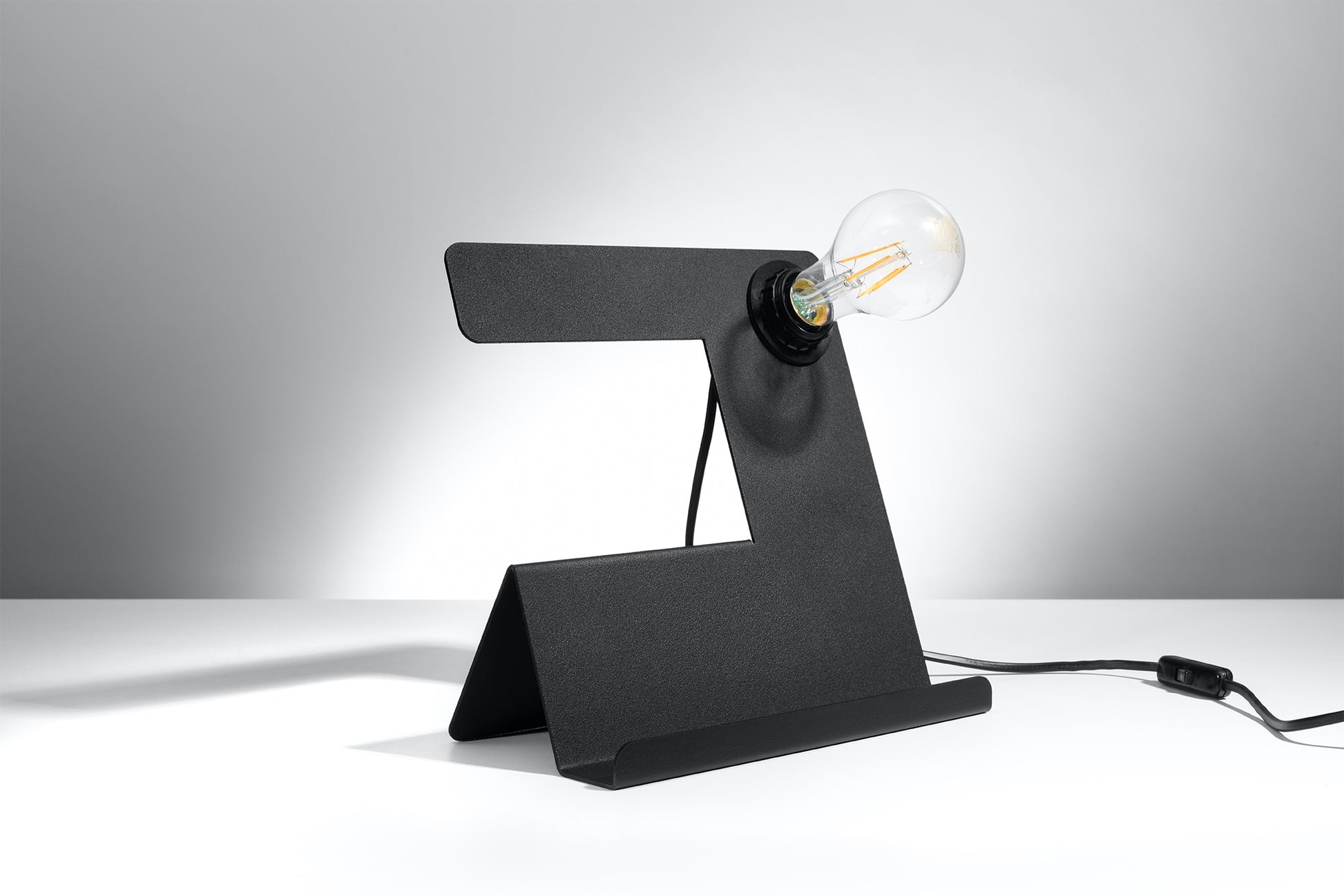 Table lamp INCLINE black