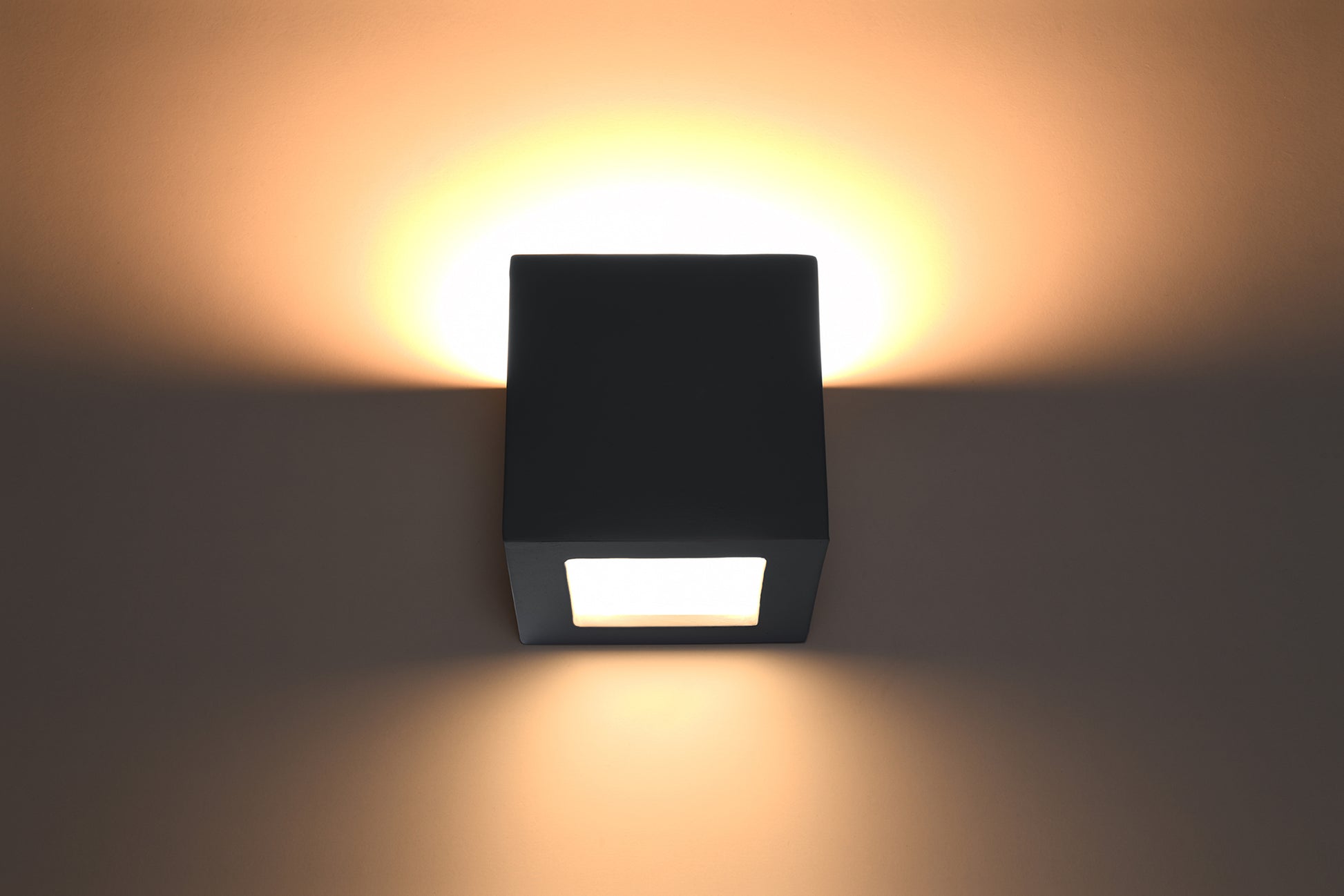 Wall lamp ceramic LEO black