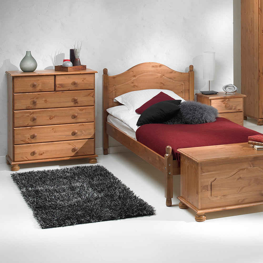 Copenhagen  2 + 4 Drawer Chest in Pine