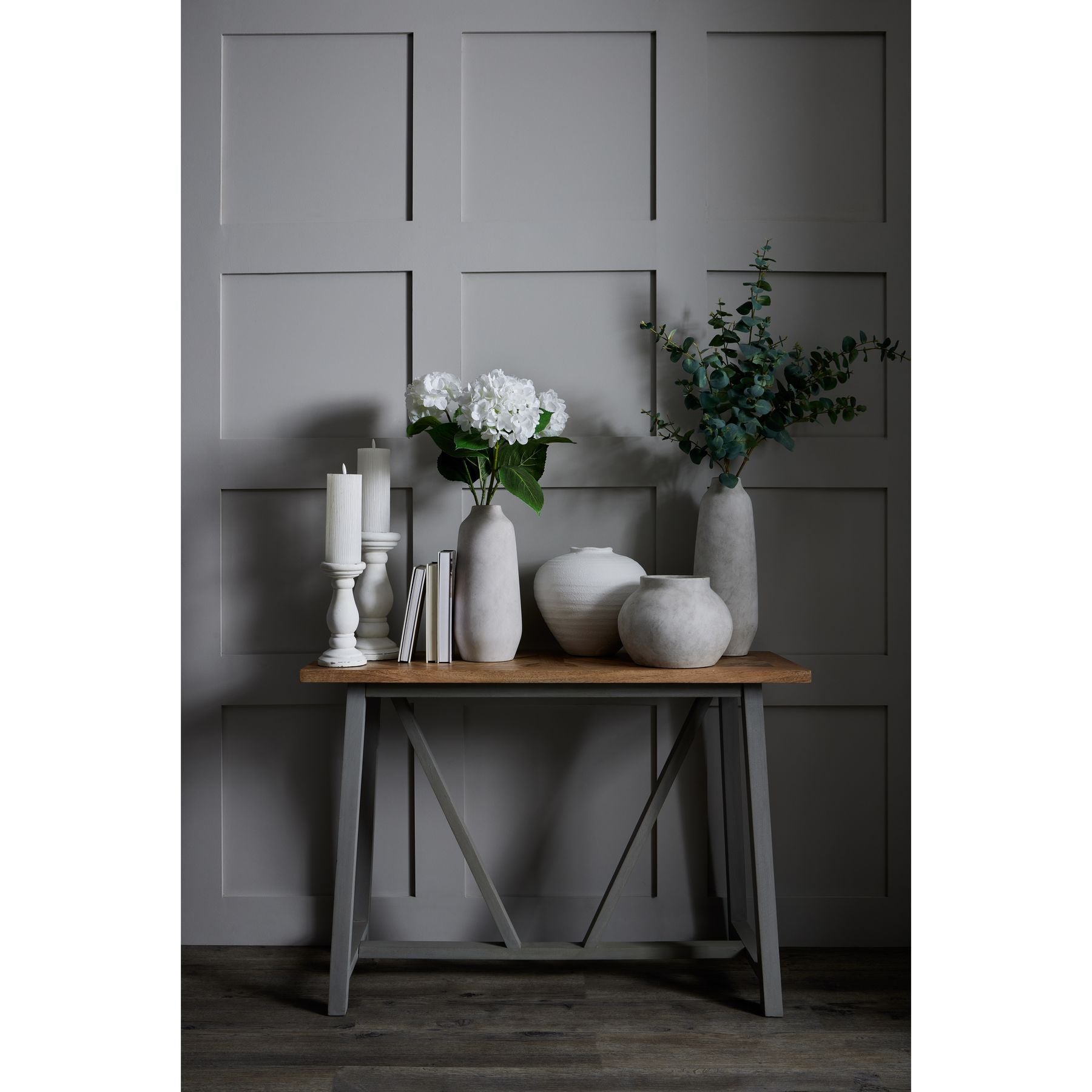 Darcy Stone Planter