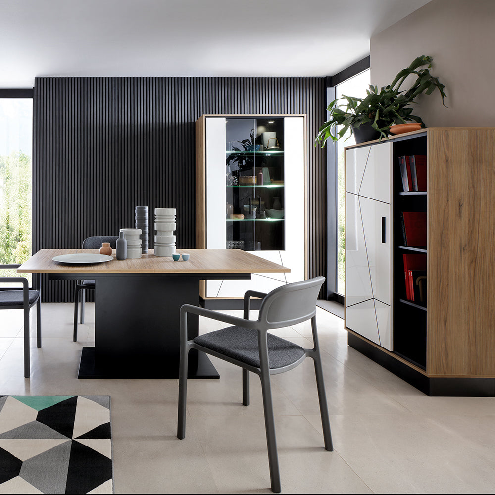 Brolo  Extending Dining table in Walnut and Black