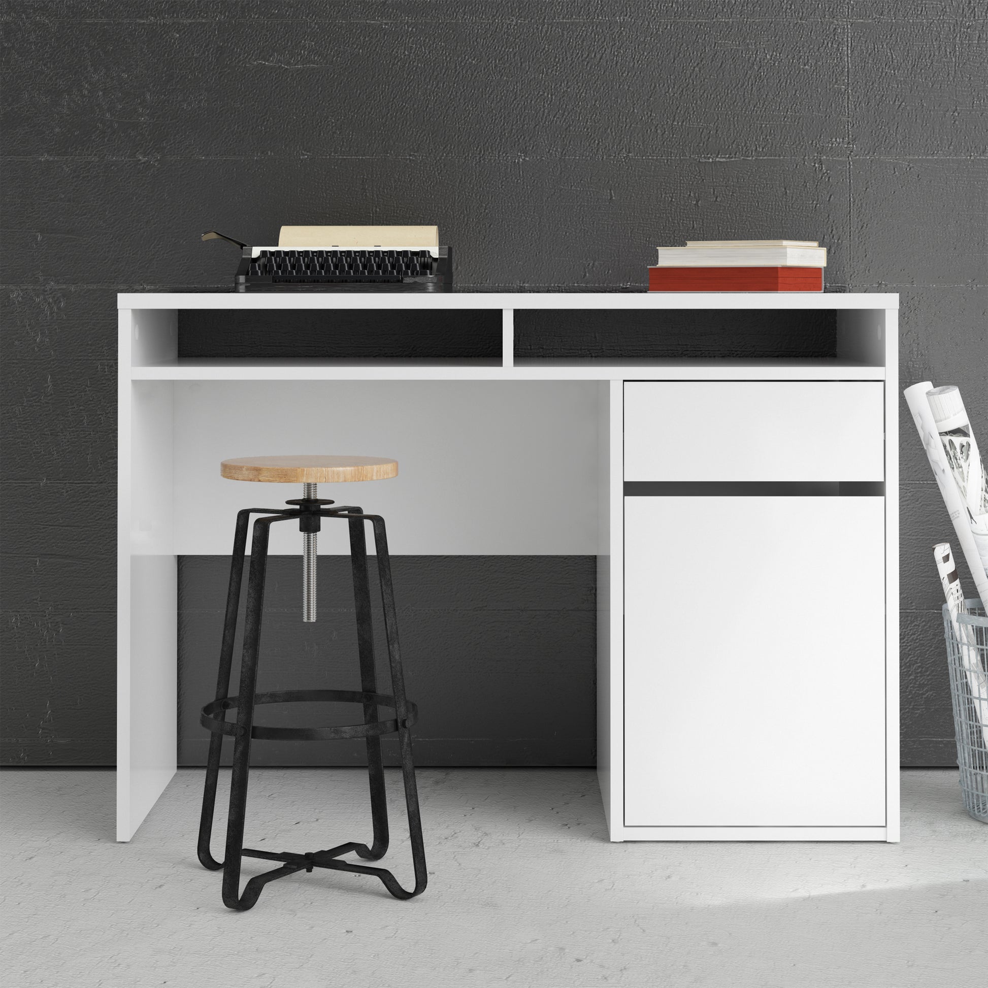 Function Plus  Desk 1 Door 1 Drawer in White