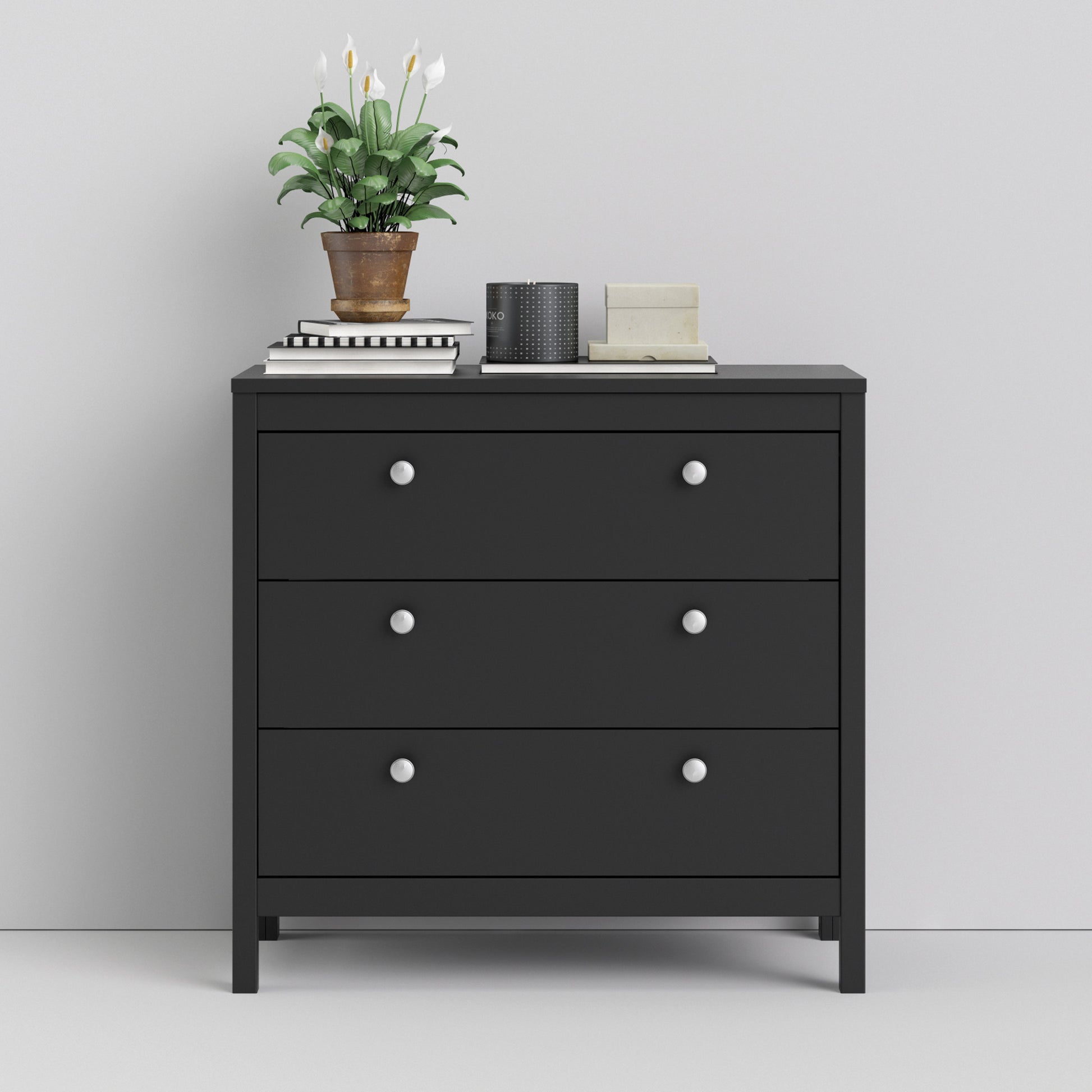 Madrid  Chest 3 drawers in Matt Black
