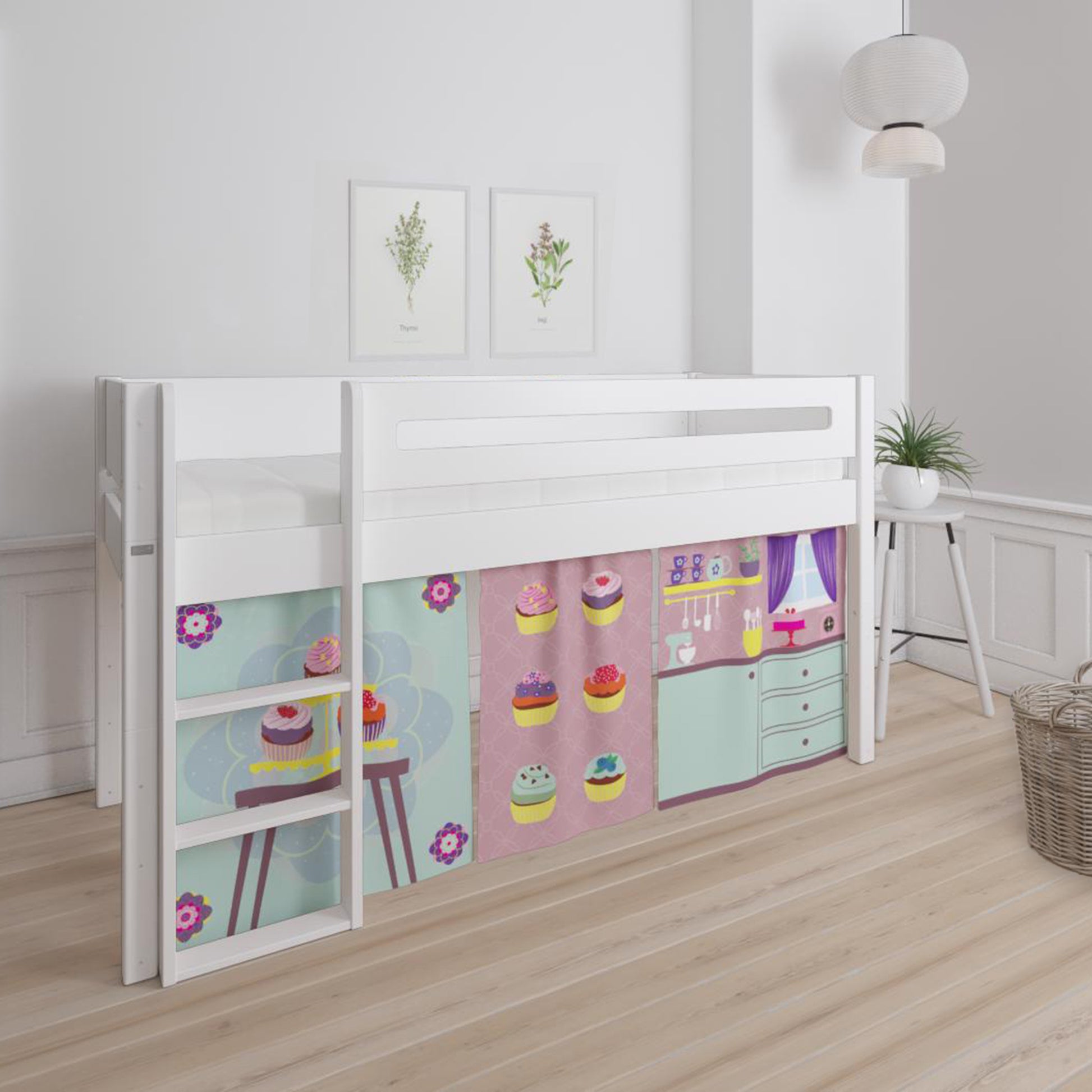 Manis-h  Interactive Cup Cake Play Curtain