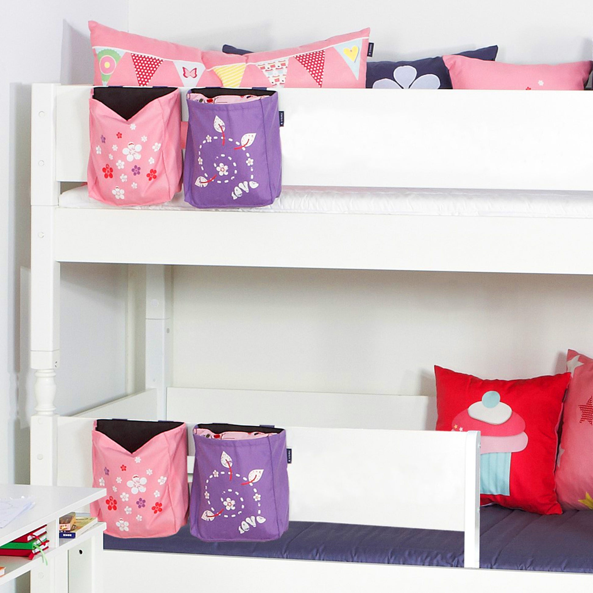 Manis-h  2 Bed Pockets in a Heart & Flower Design