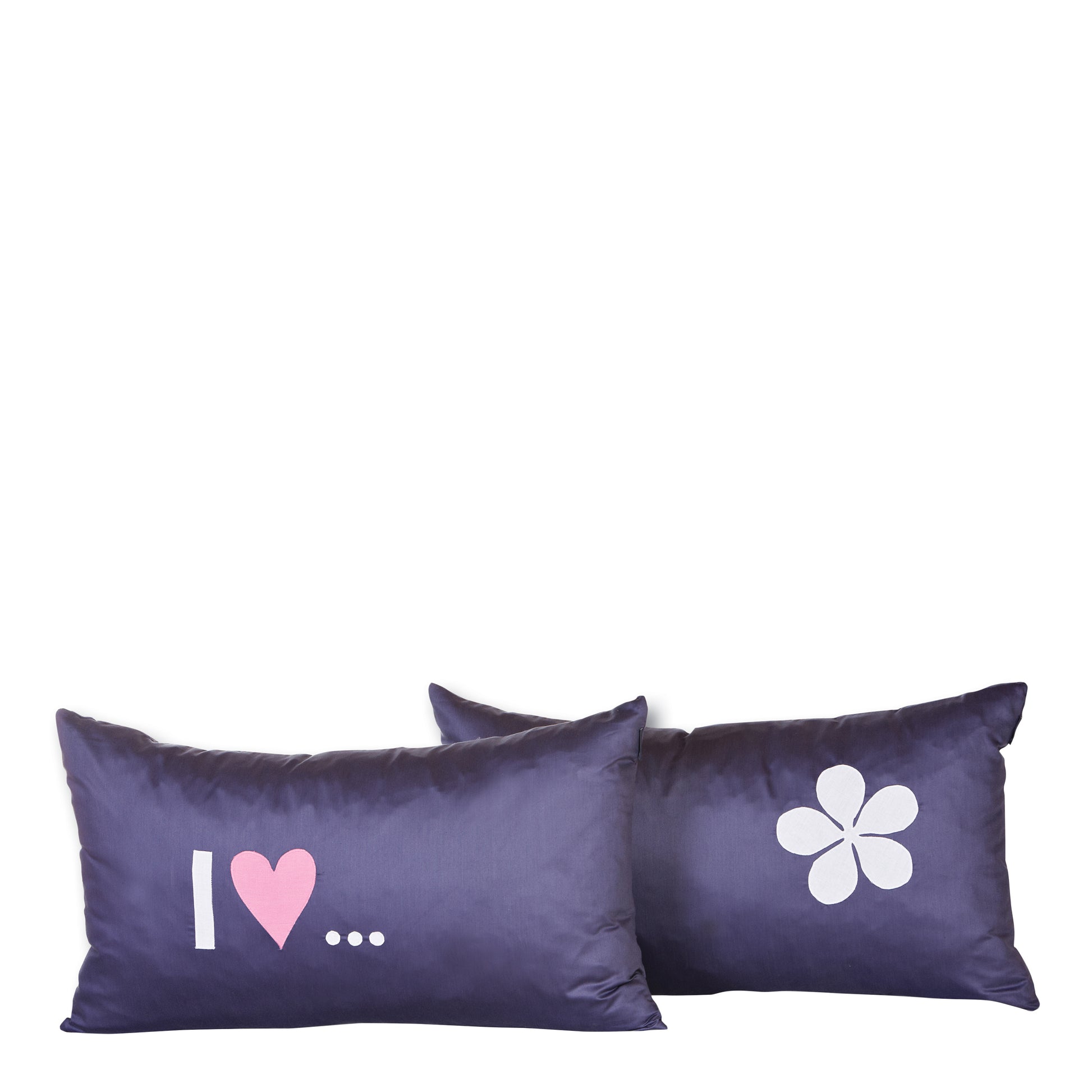 Manis-h  Set of 2 Cushion Covers in a Heart & Flower Design